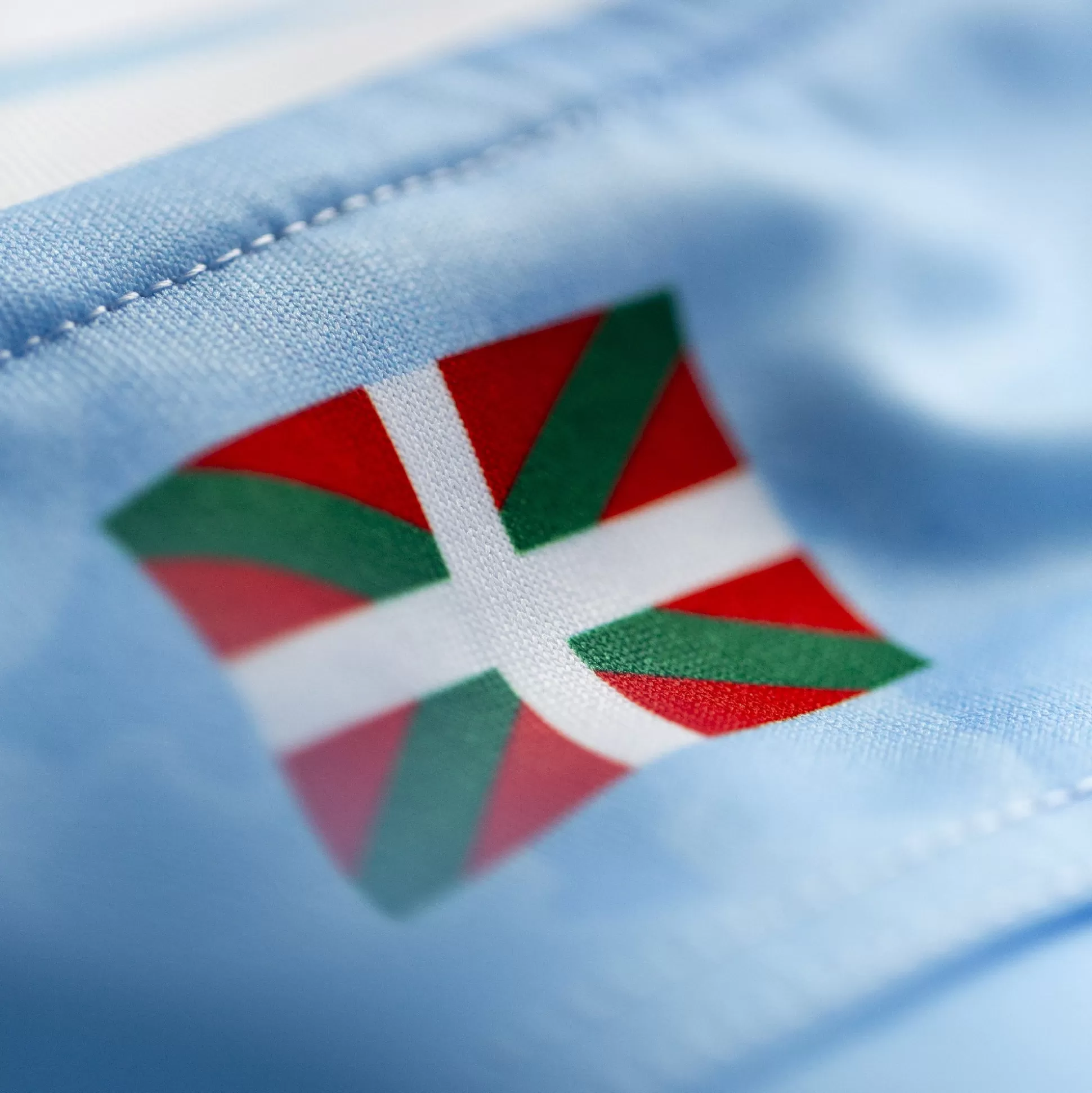 Homme Le Coq Sportif Aviron Bayonnais - tenue d'entrainement Maillot Pré match officiel Aviron Bayonnais Homme