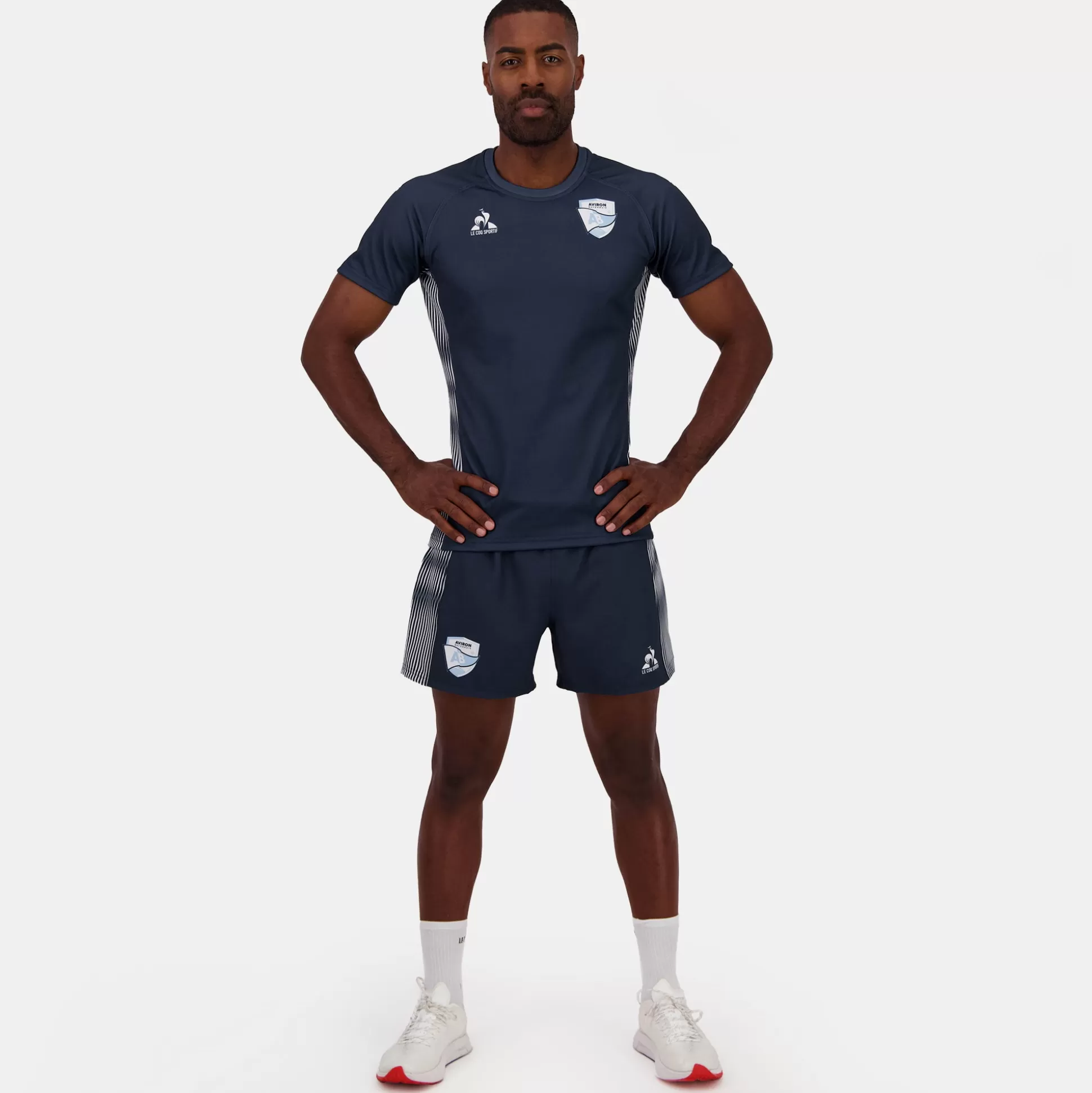 aviron_bayonnais__tenue_dentrainement_short_homme_4.webp Homme Le Coq Sportif Aviron Bayonnais - tenue d'entrainement Short Homme