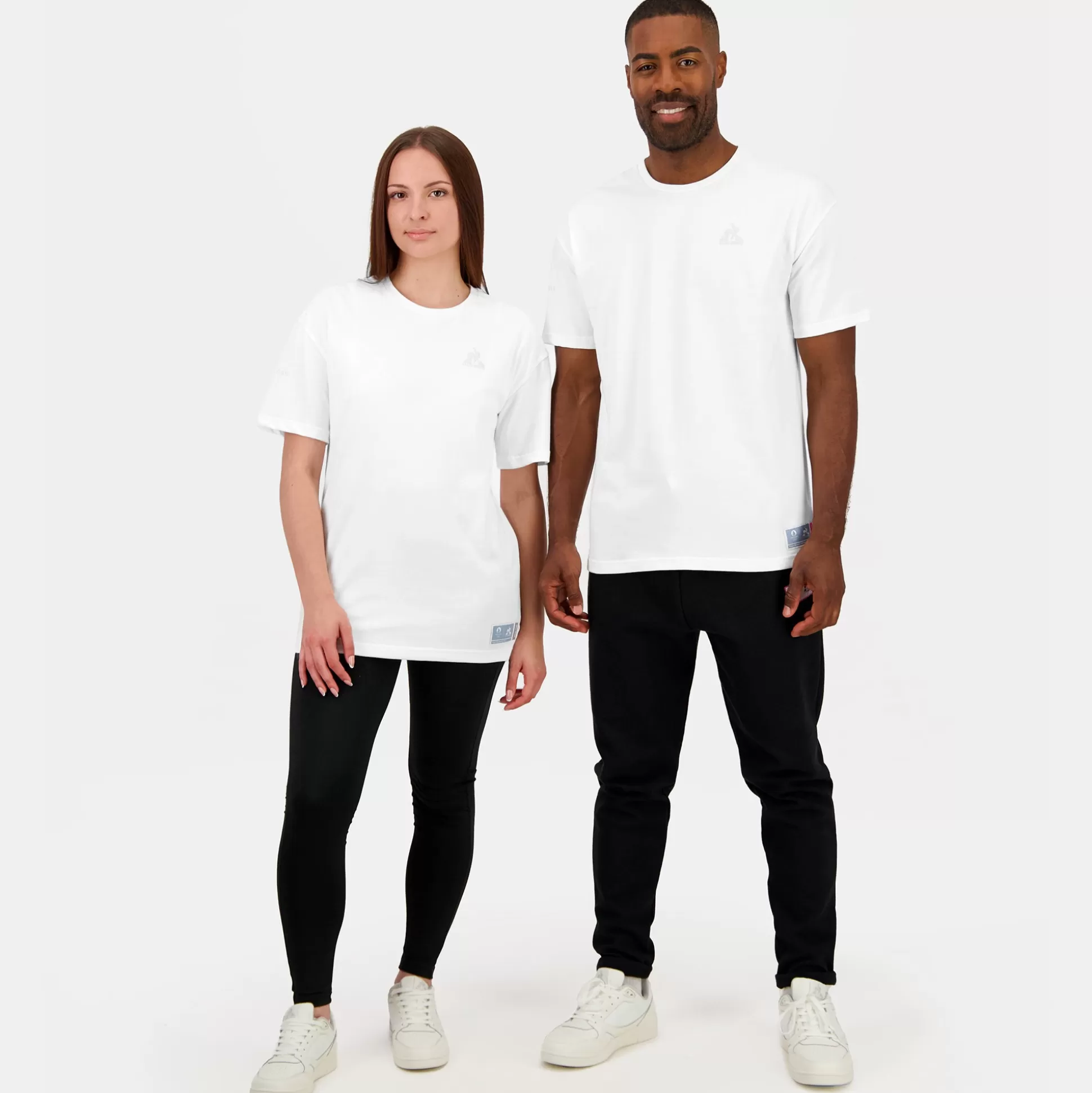 paris___le_coq_sportif_tshirt_capsule_saintdenis_unisexe_8-1.webp Homme Le Coq Sportif Paris 2024 | T-shirt capsule Saint-Denis Unisexe